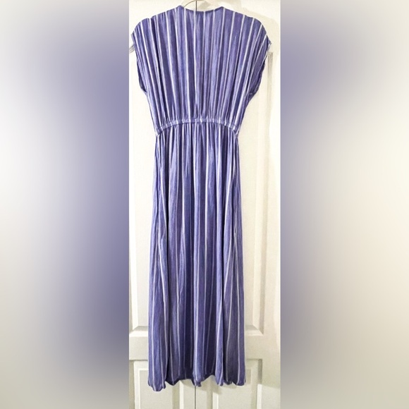 Blue Island white Striped Dress size medium NWOT - Picture 4 of 7